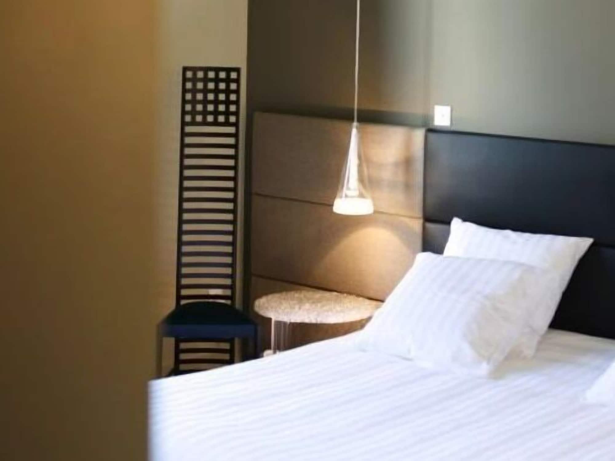 เล 4 เอตวล Bed & Breakfast มงต์เปอลิเยร์ ภายนอก รูปภาพ
