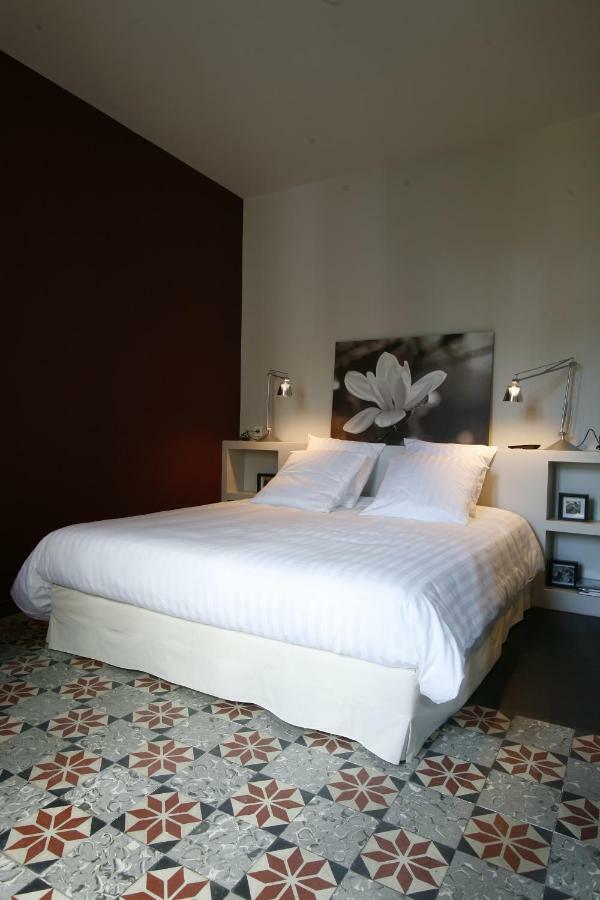 เล 4 เอตวล Bed & Breakfast มงต์เปอลิเยร์ ภายนอก รูปภาพ